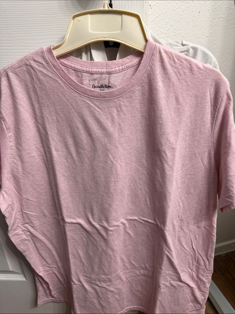 Goodfellow & Co Light Pink Crew Neck Short Sleeve Tee